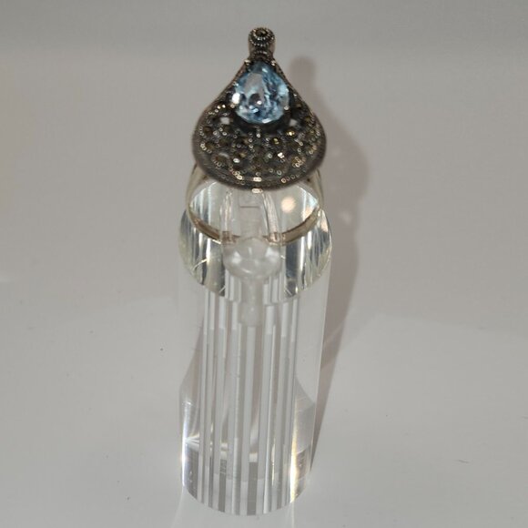 .925 Sterling Silver Blue Topaz Teardrop Vintage Style Ring. Size 9 Value $705 - Picture 4 of 8